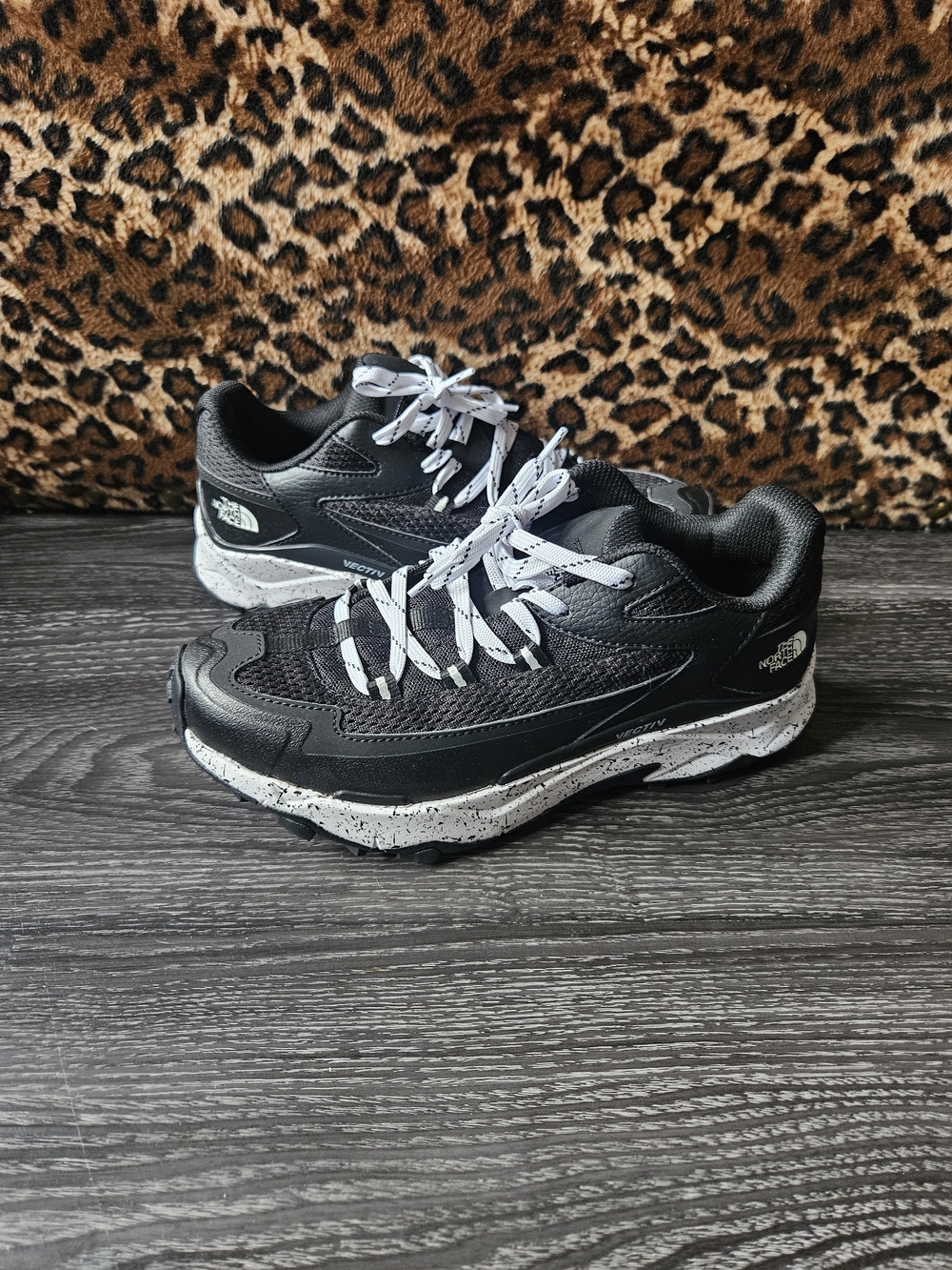 The North Face Womens Vectiv Tarava Trail Shoes